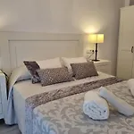 Moderno 143a Centrico 3 By R2r Apartment