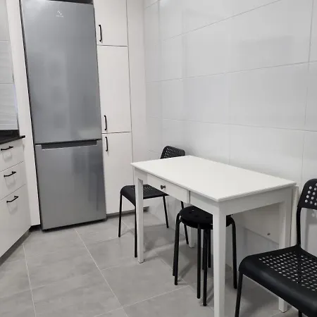 R2R - Moderno Centrico 3 Habitaciones - 143A *