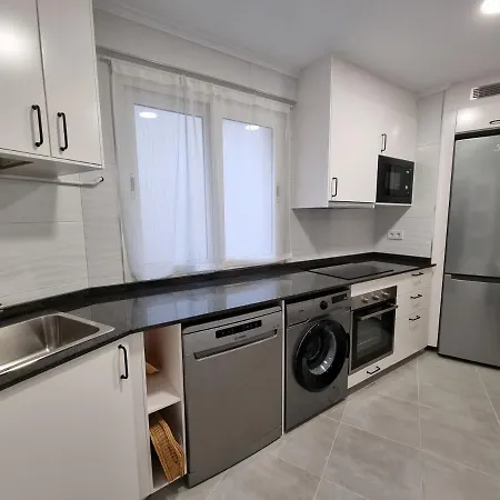 R2R - Moderno Centrico 3 Habitaciones - 143A خيخون