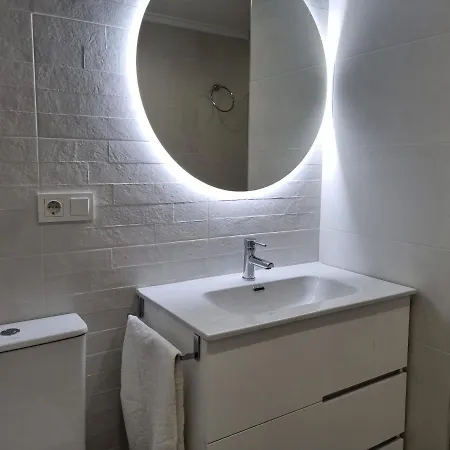 شقة R2R - Moderno Centrico 3 Habitaciones - 143A