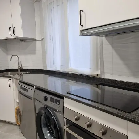R2R - Moderno Centrico 3 Habitaciones - 143A خيخون